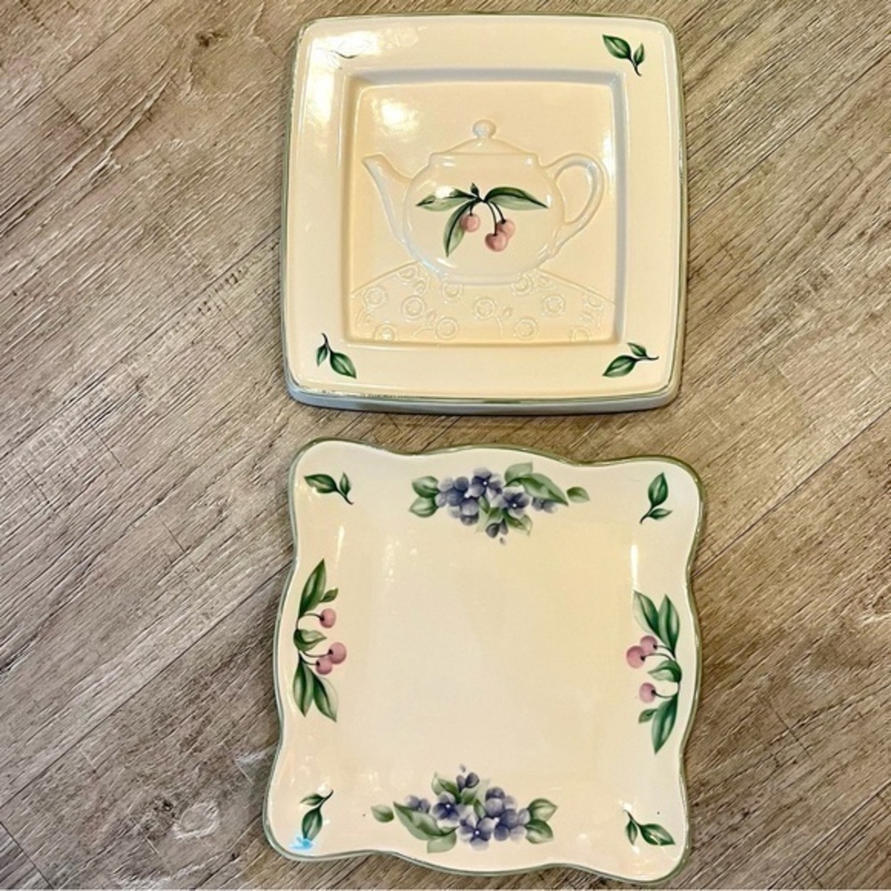 Pfaltzgraff Ceramic Trivet and Square Plate Serving Platter